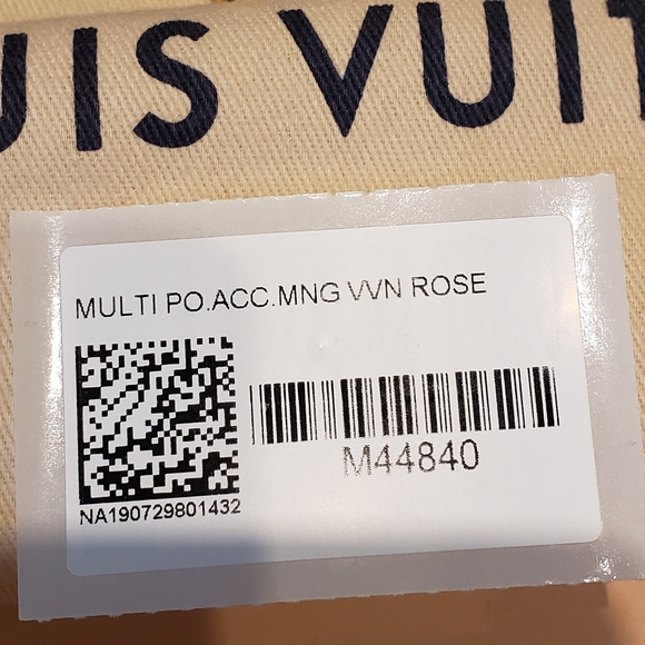 💯% authentic MULTI POCHETTE~Louis Vuitton - Picture 4 of 15